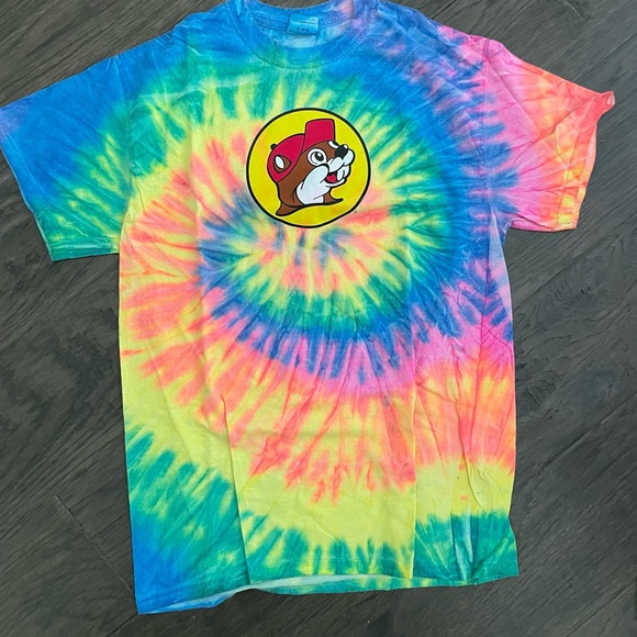 2 Bucees T-Shirts - Picture 6 of 6